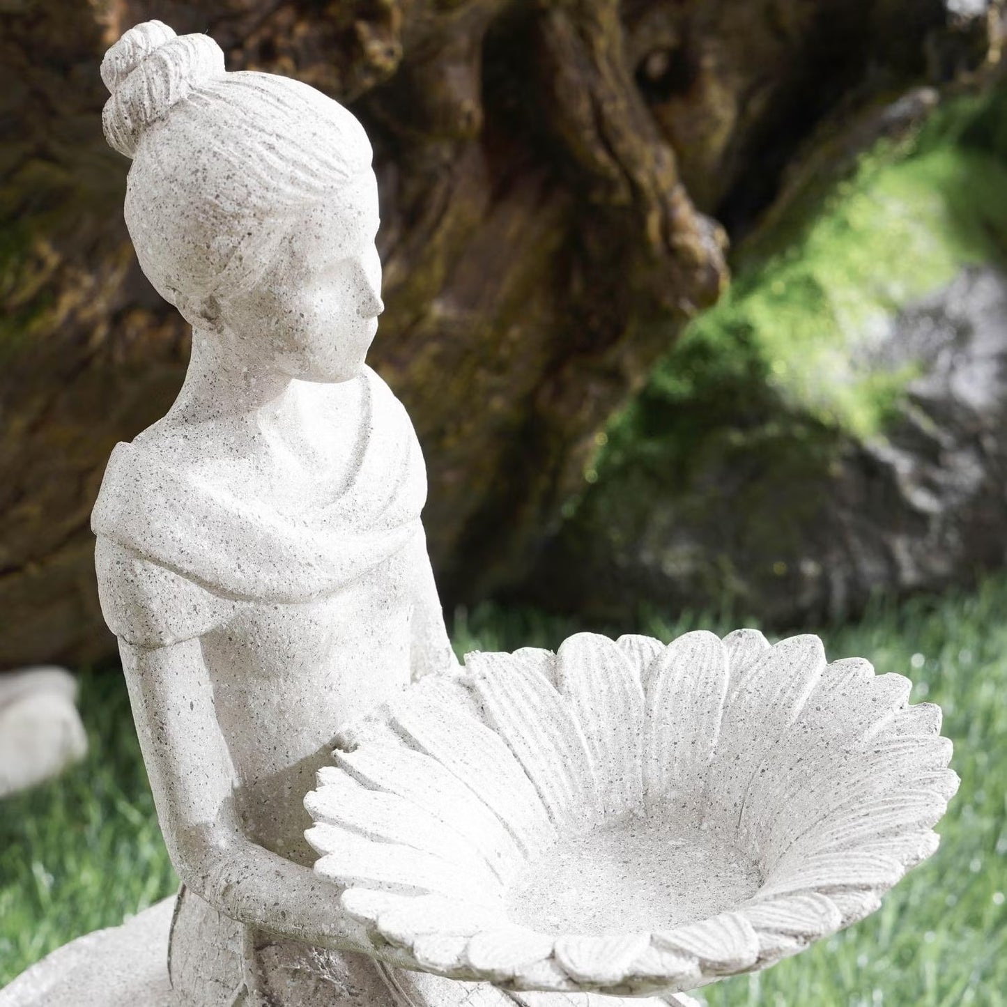 Resin Sitting Garden Lady Figurine with LED Light, Light Grey