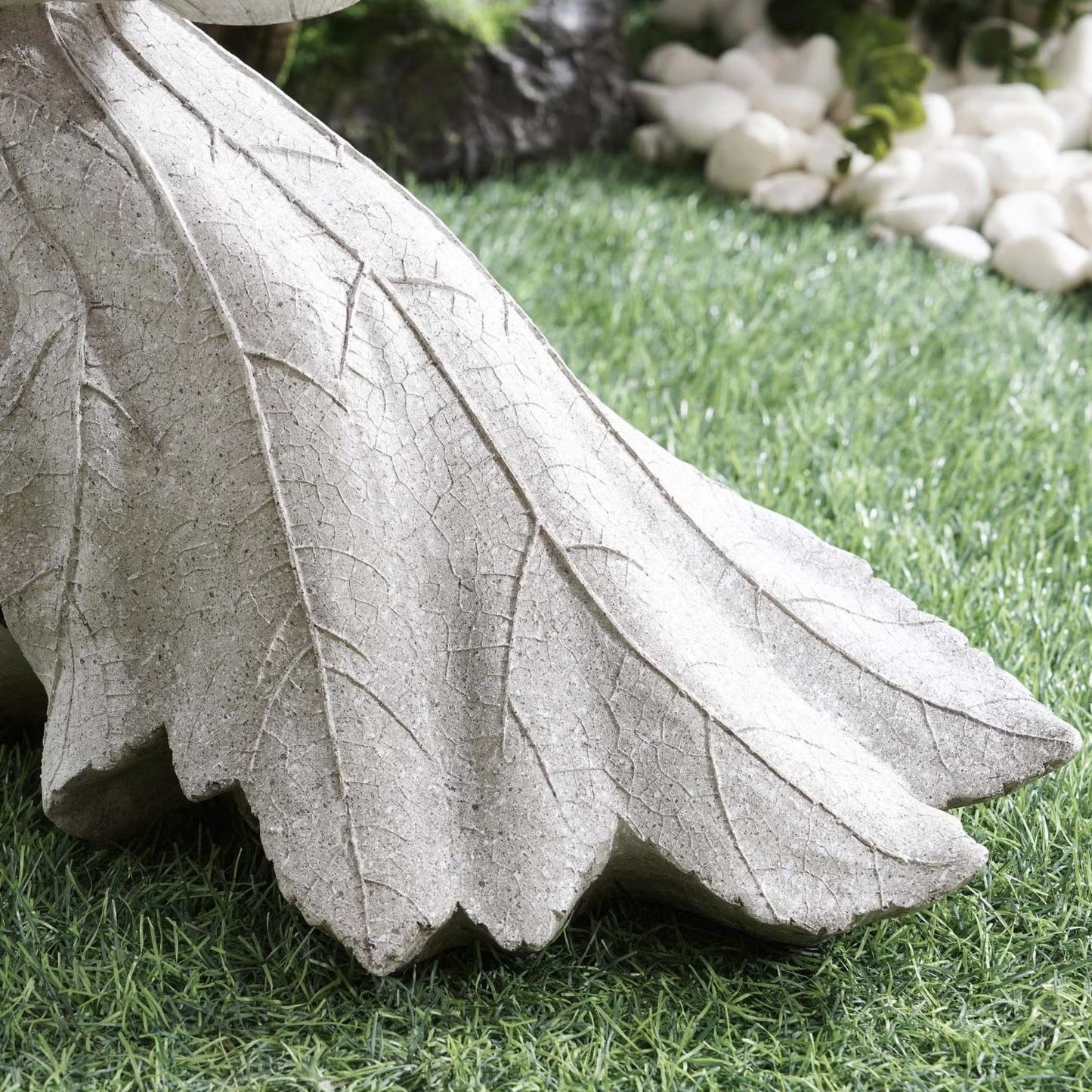 Resin Sitting Garden Lady Figurine with LED Light, Light Grey