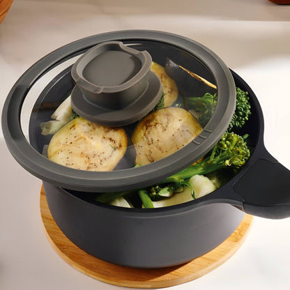 Raven Ceramic Sauce Pan, Non-Stick Straining Lid